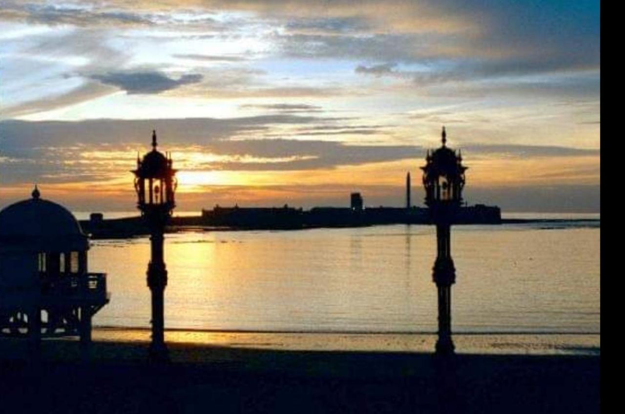 Alojamientos Cadiz Sol Exterior photo